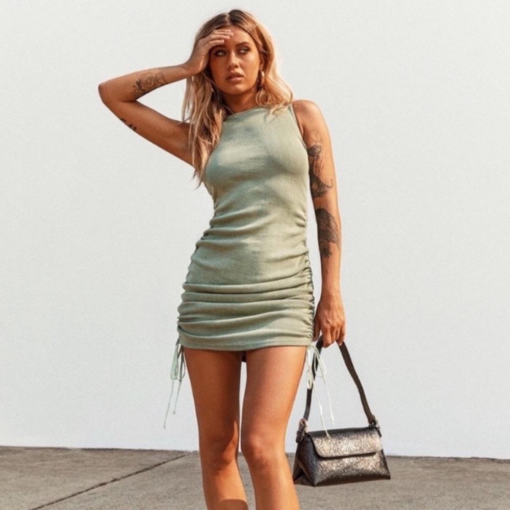Princess Polly Green Dress🍸